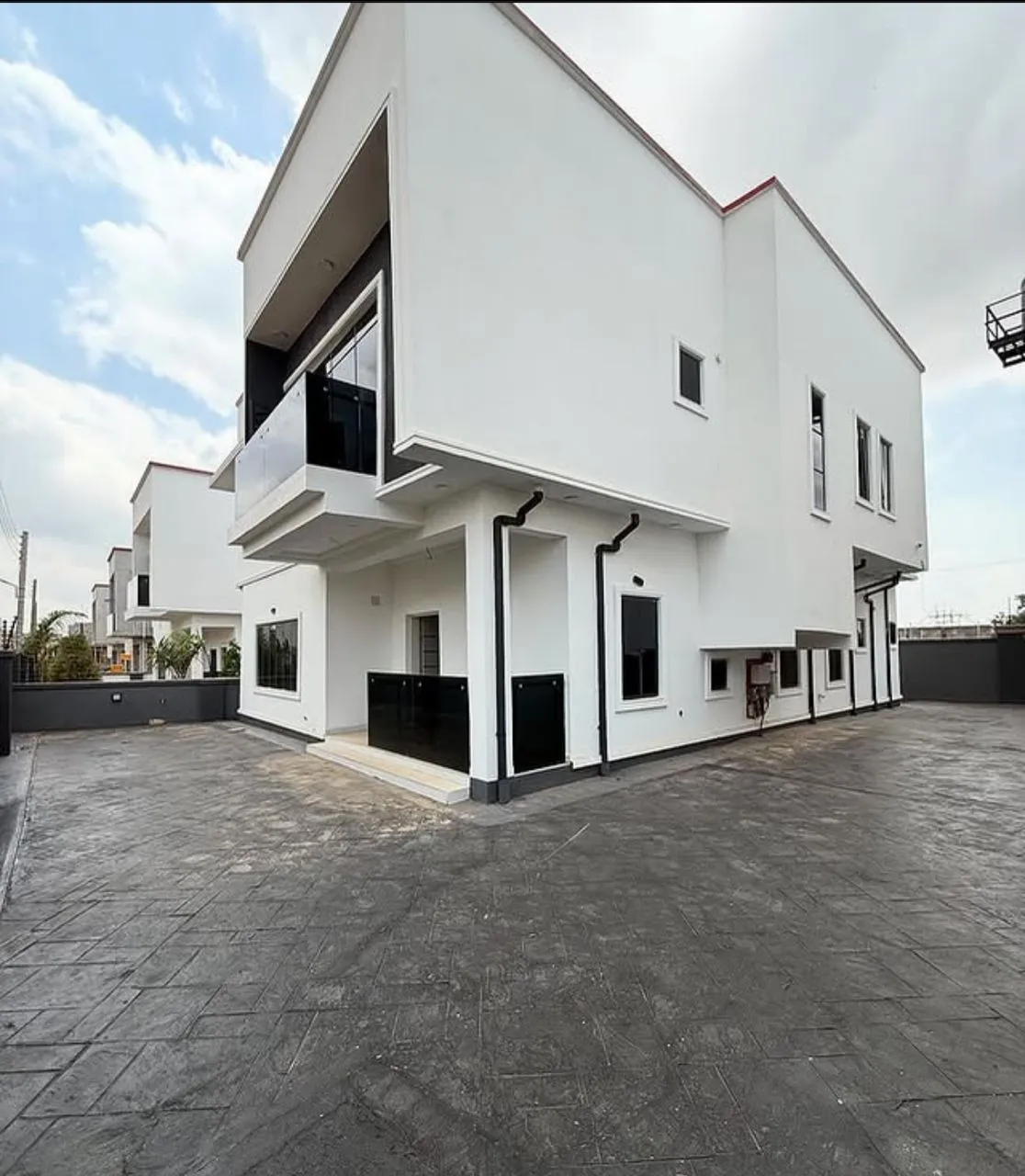 Detached Duplex + BQ - Image 1