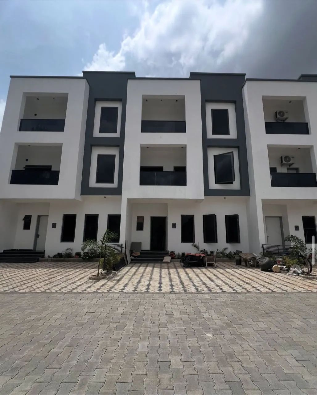 Terrace Duplex + BQ - Image 1